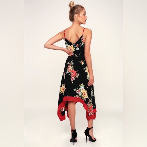 NWT Go Fleur a Twirl Black Floral Print Handkerchief Midi Dress Size Small - Picture 2 of 4